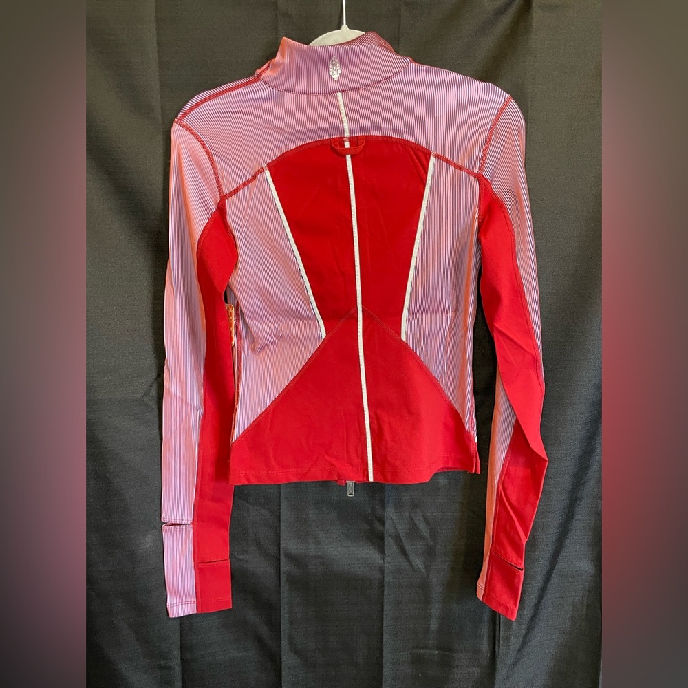 NWT Free People Movement Hardio Cardio Jacket - Red Grape - Size Small - Picture 10 of 16